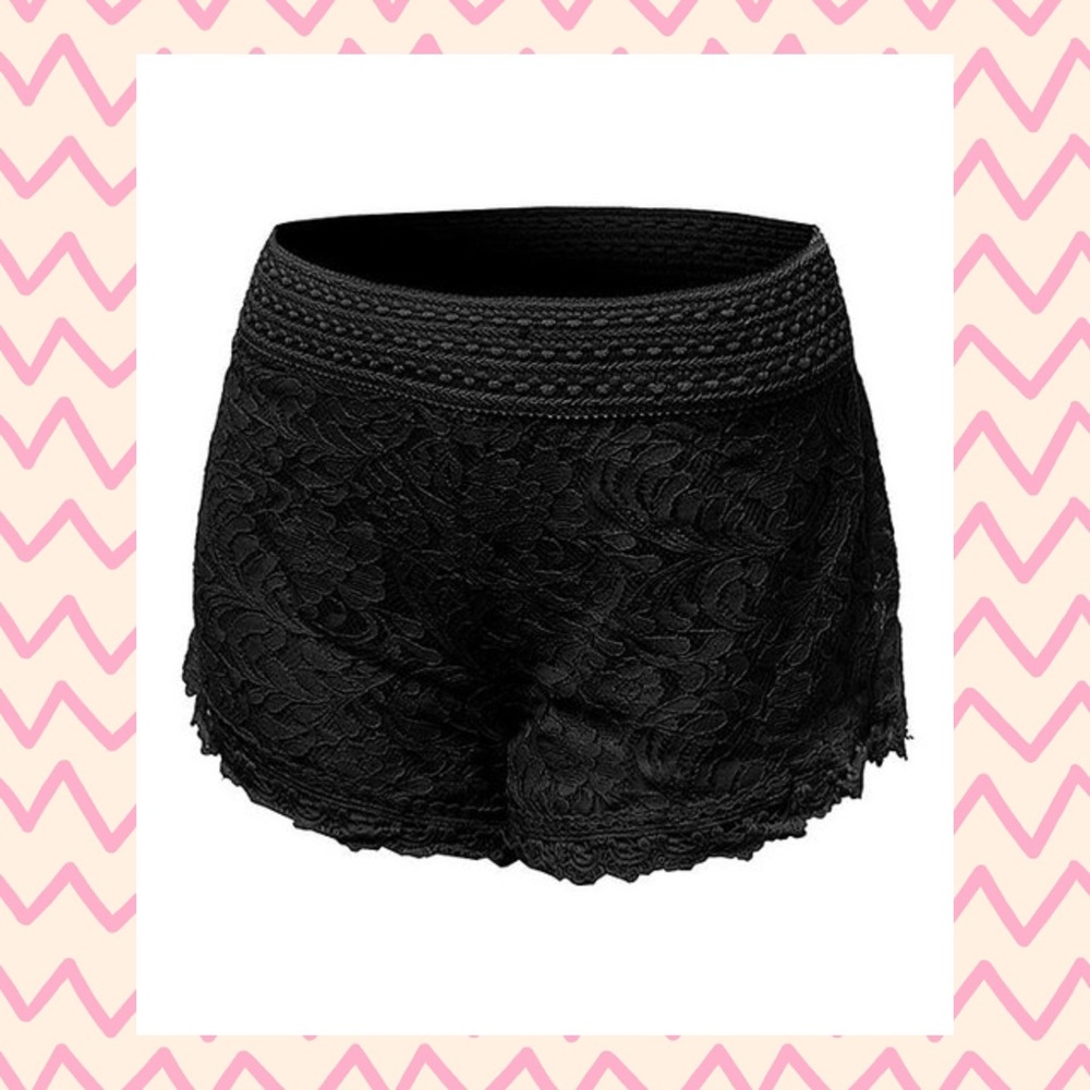 💠NEW💠 date night/work wear black lace shorts